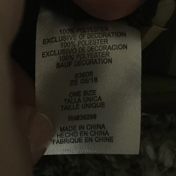 NWT Men’s Ski Gloves - Picture 3 of 3